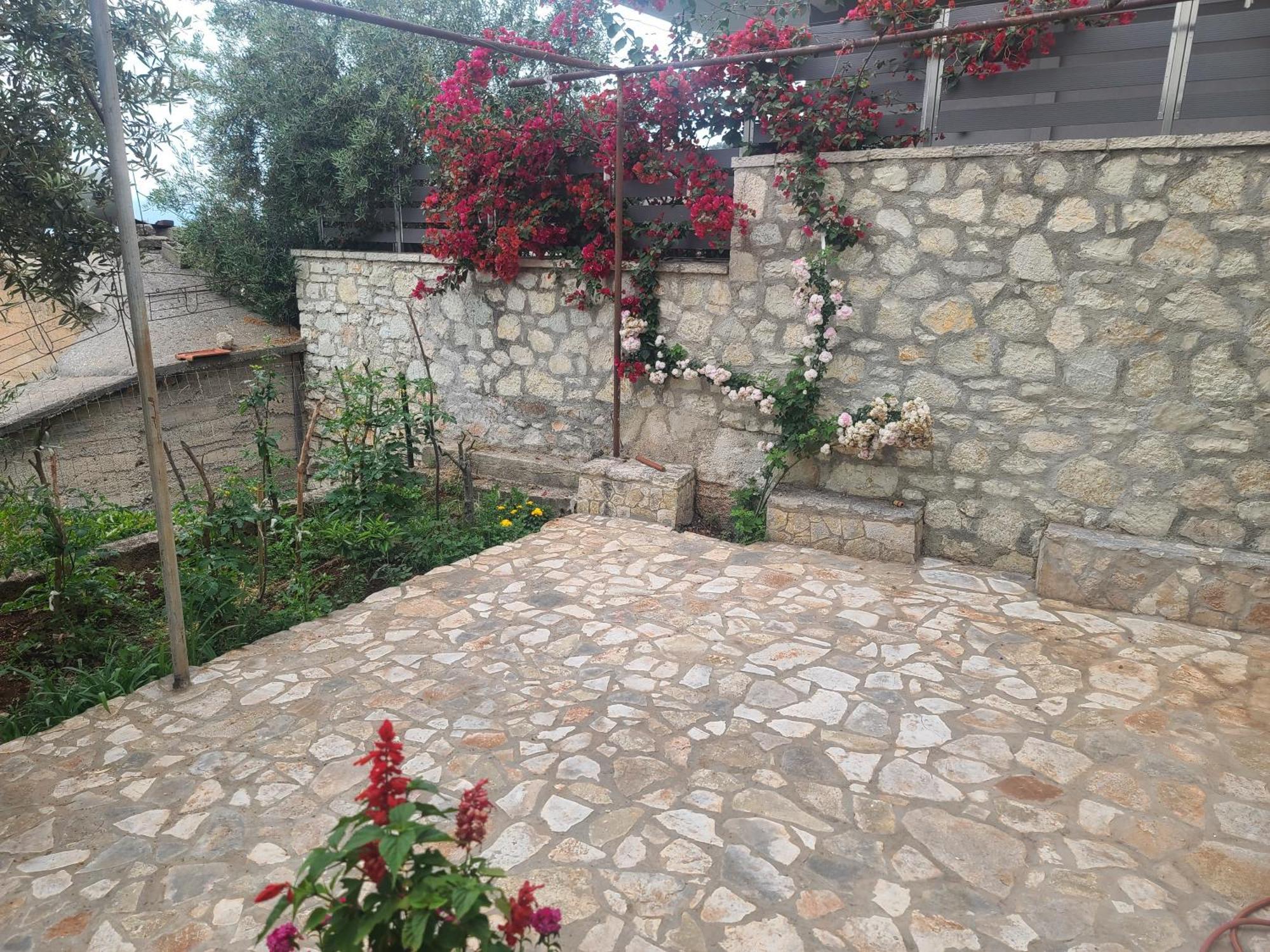 Hillside Garden Apartament Saranda Szoba fotó
